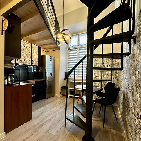 Jelonka يلينيا غورا